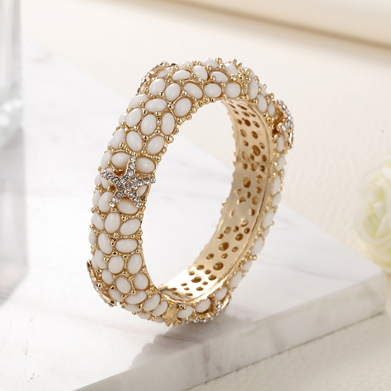 Sally's Paradise Christmas gif - огляд і ціна Paradise Jewelry & Watches Llc