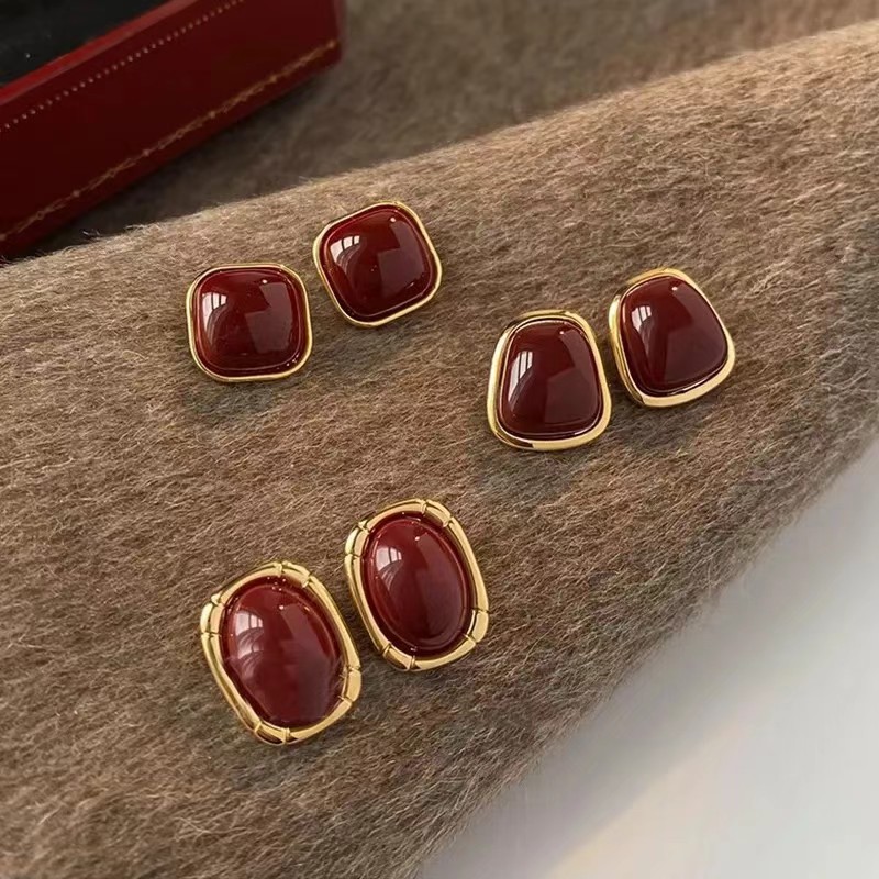 Vintage Enamel Wine Red Stud E - огляд і ціна Opal Earrings Dangle